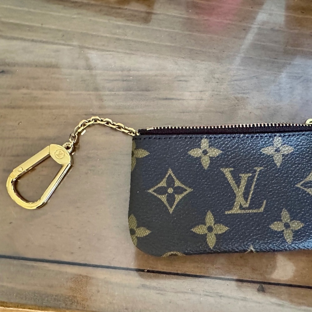 Louis Vuitton key pouch new